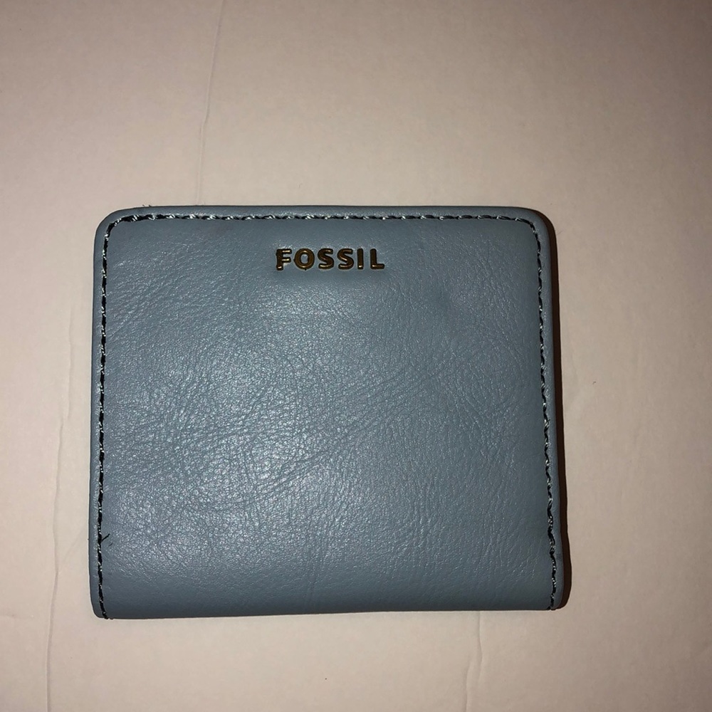 🌸🌸Fossil Madison small wallet🌸🌸